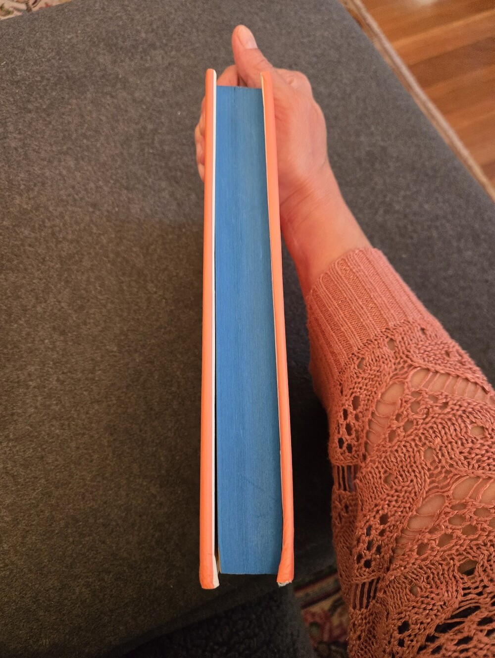 Lessons In Chemistry, Hardcover - Picture 7 of 8
